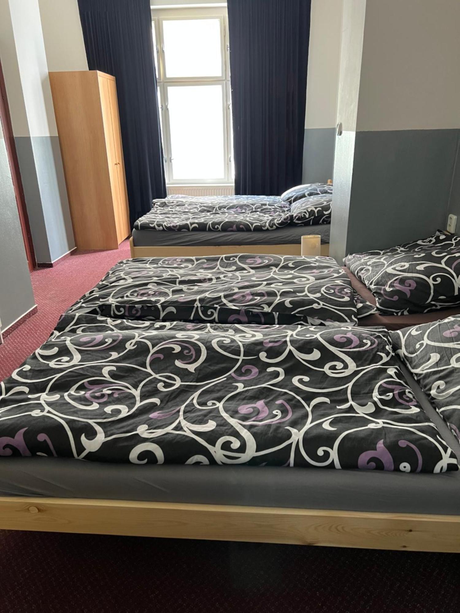 Apartment Moon Прага Екстериор снимка