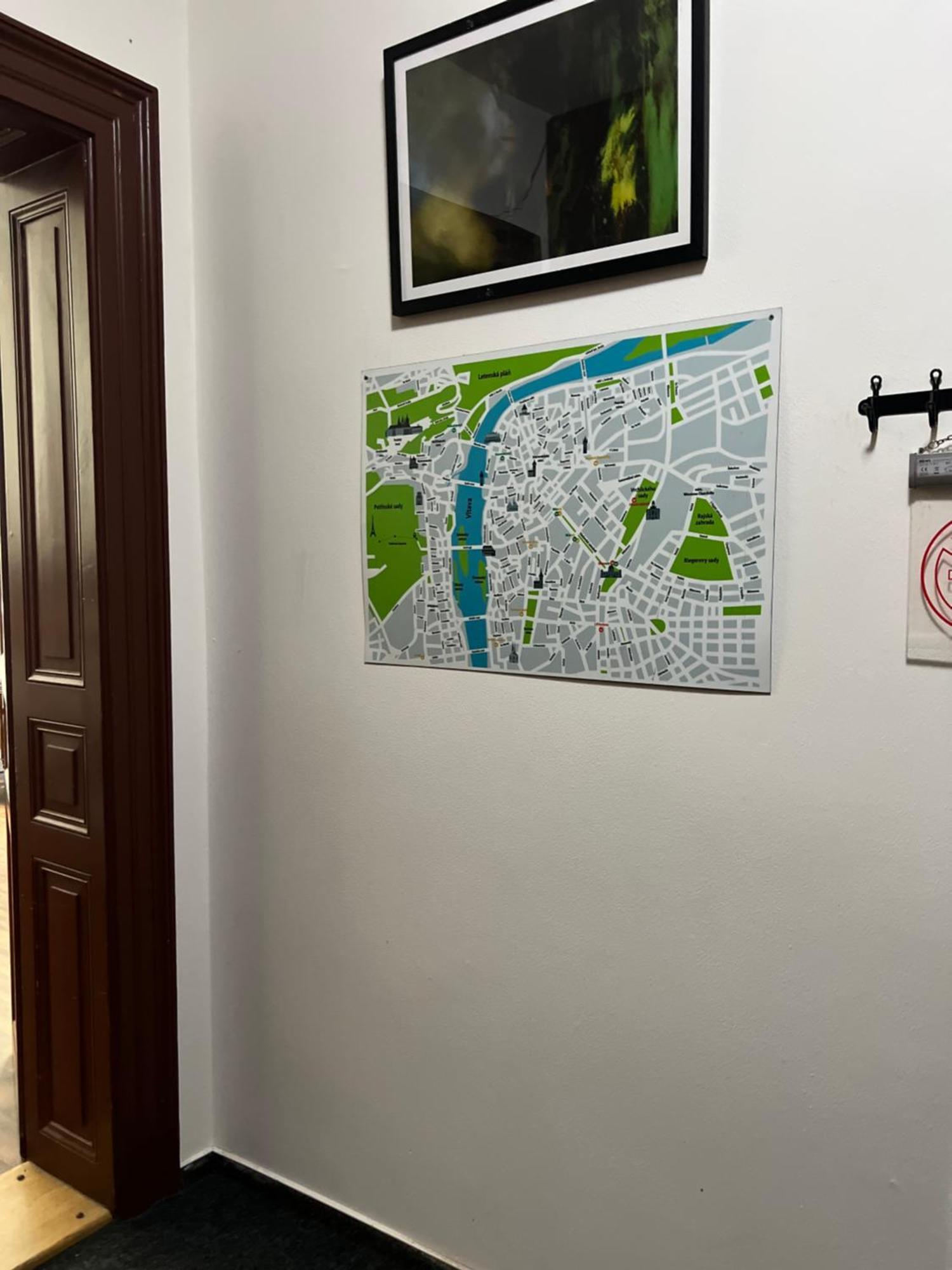 Apartment Moon Прага Екстериор снимка