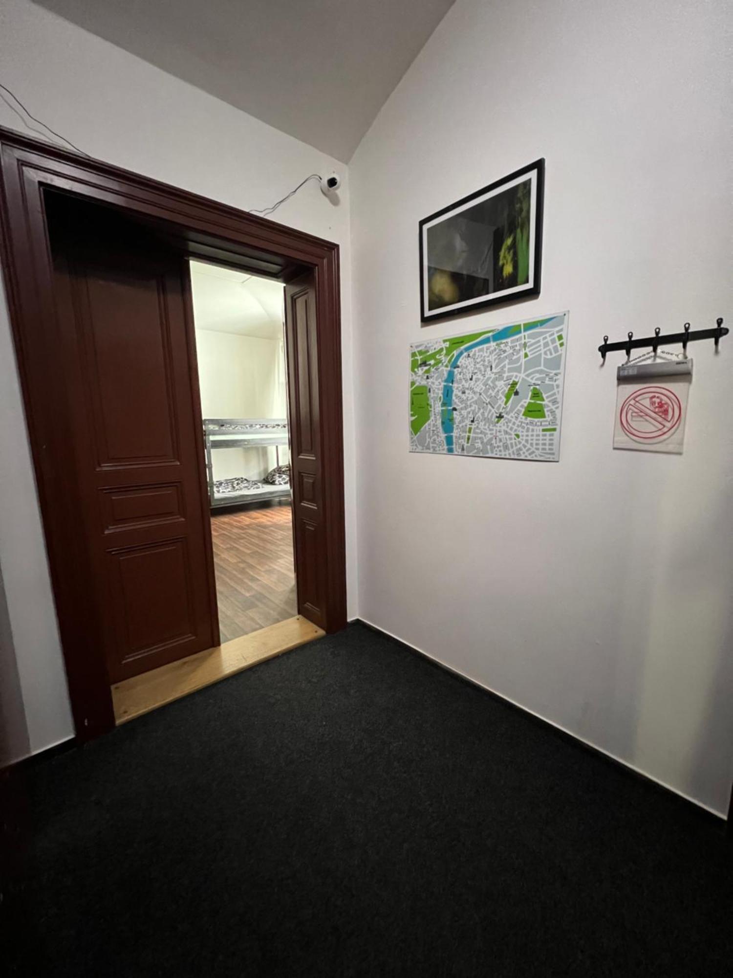 Apartment Moon Прага Екстериор снимка