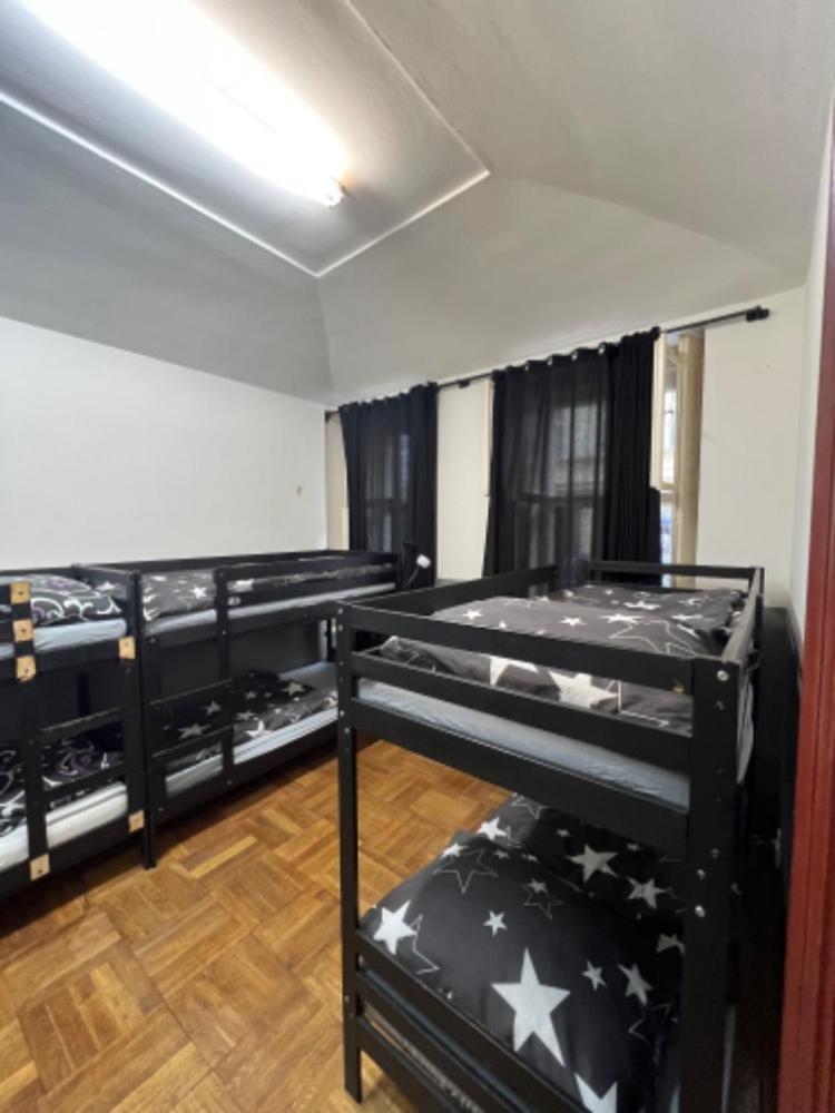 Apartment Moon Прага Екстериор снимка
